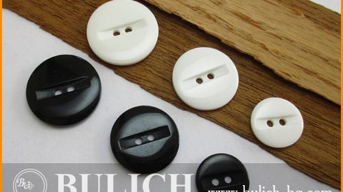 полиестерни копчета , български производител, за ризи, панталони, поли, сака, блузи, плетива, черни, с лазерно гравиране, разпродажба